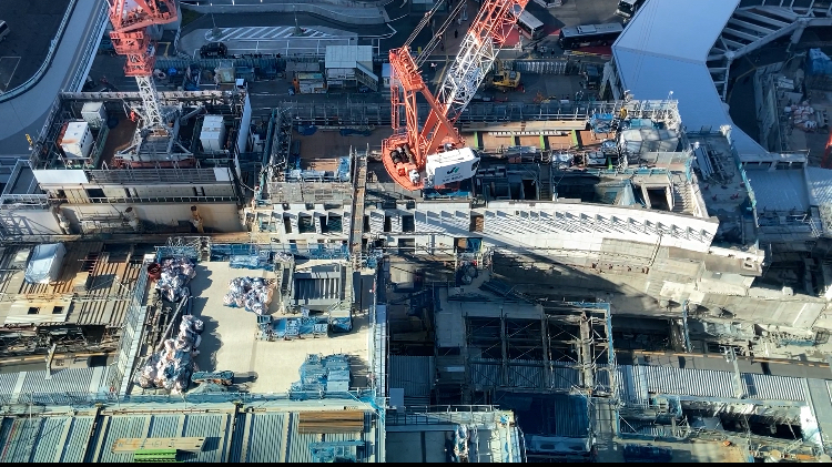 渋谷スクスクで取材。渋谷駅工事を上から見下ろせた。