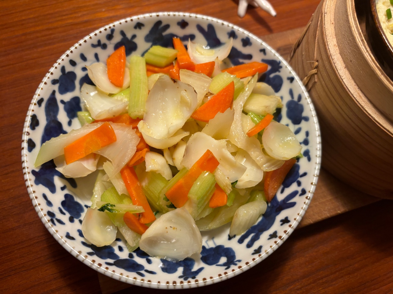 百合根とセロリの炒め