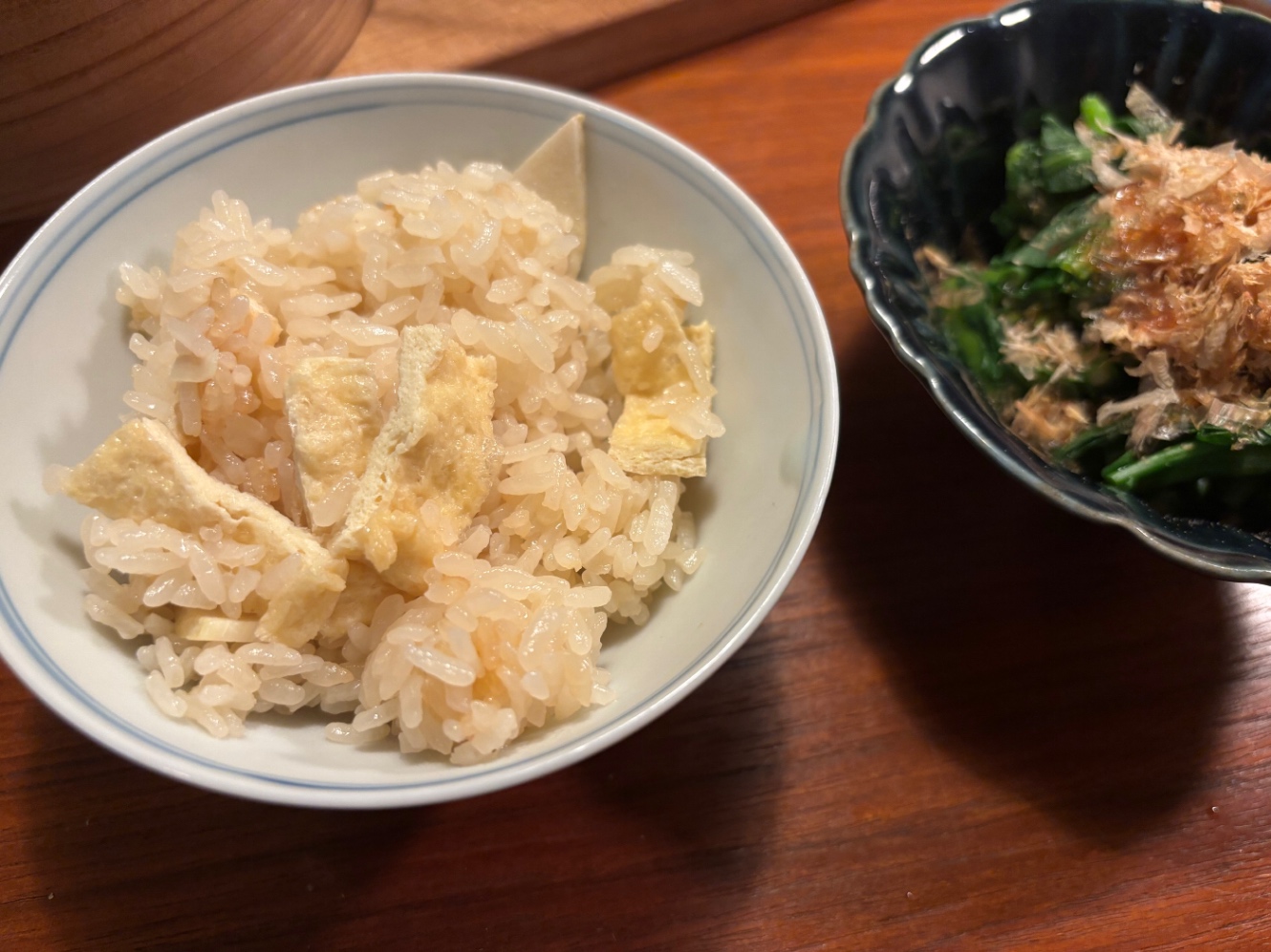 筍とあげの炊き込みご飯とかき菜おかかかけ