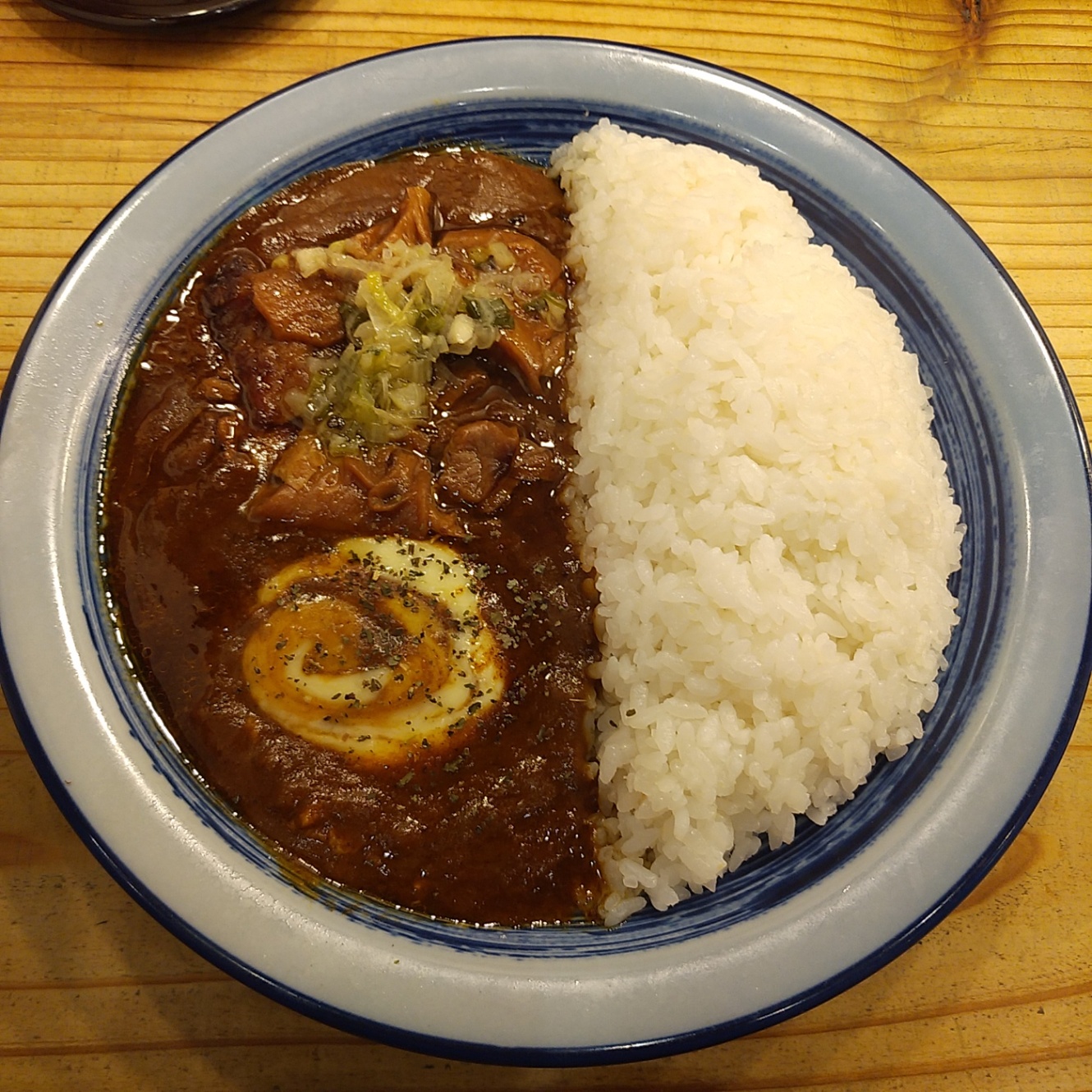 牛すじカレーチーズトッピング