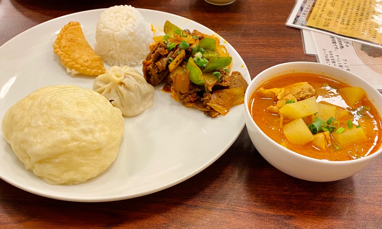 チベット料理ランチの写真