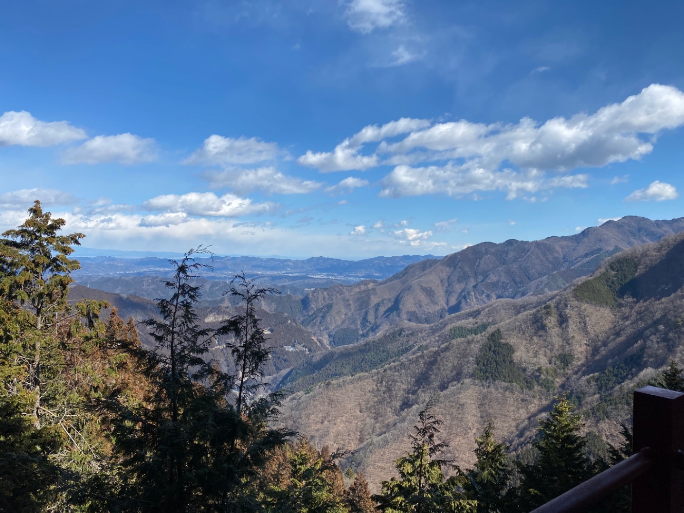 三峰神社、展望台からの写真。5年前のもの、