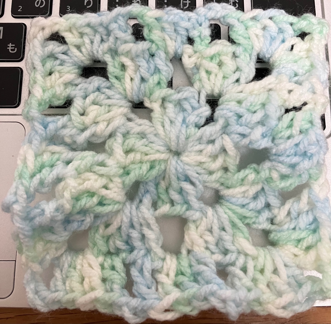 正方形のモチーフコースター