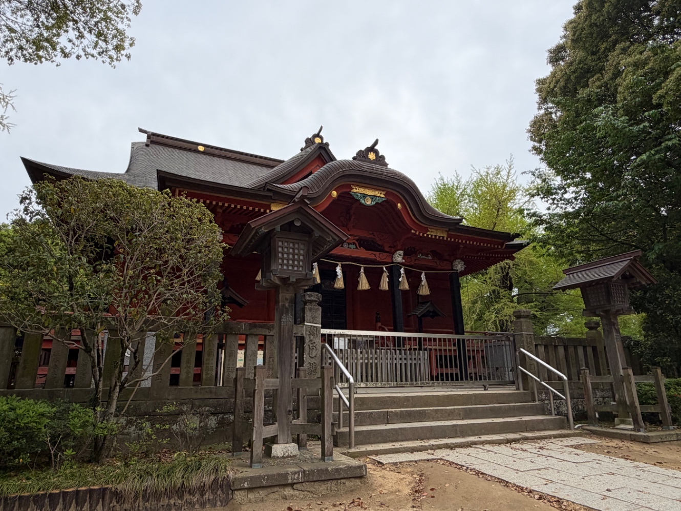 飯香岡八幡宮の本殿