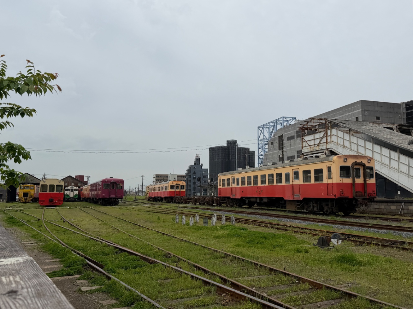 五井駅にある小湊鐵道の車両基地