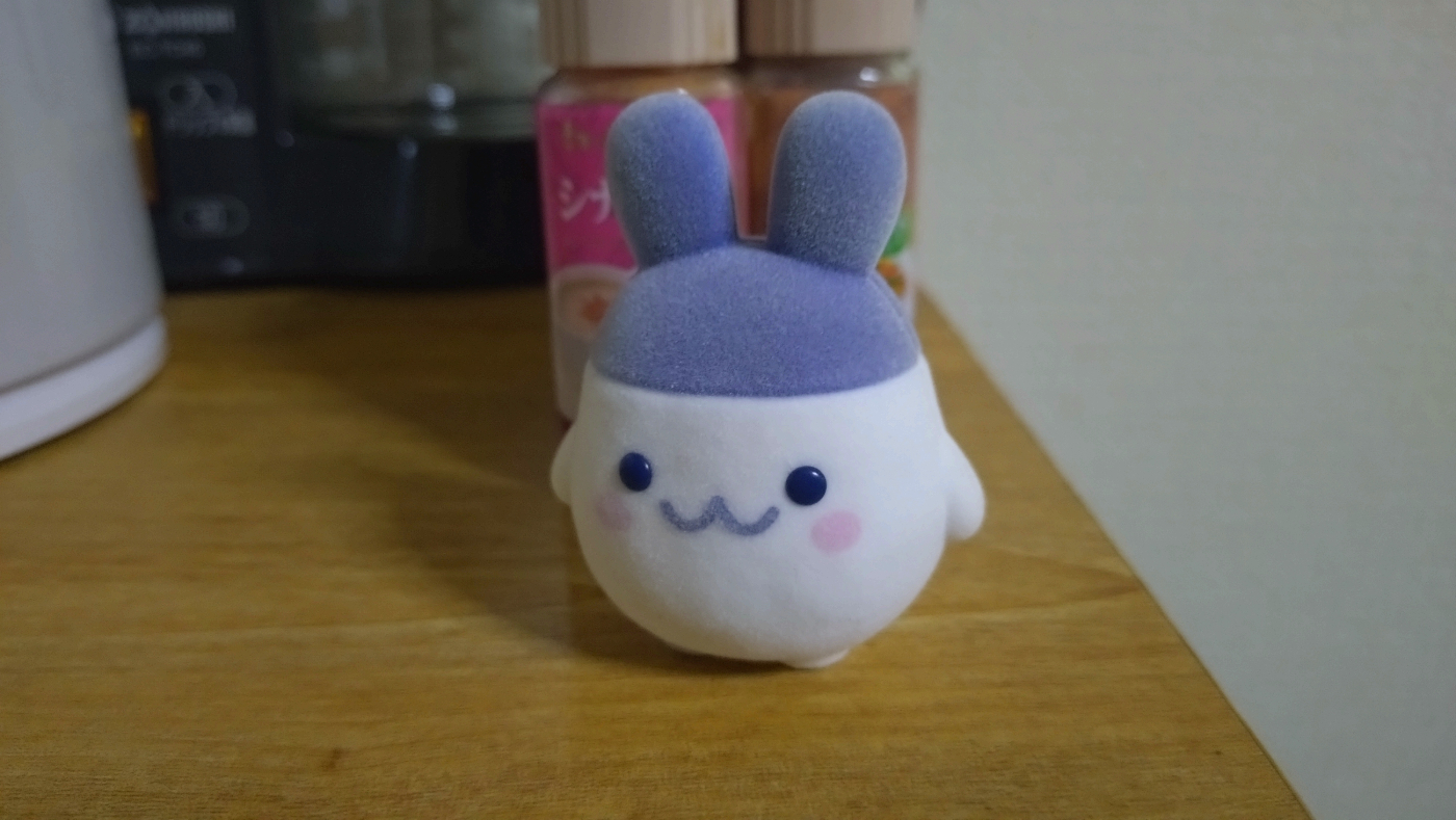 たまごっちのキャラクターの置き物
