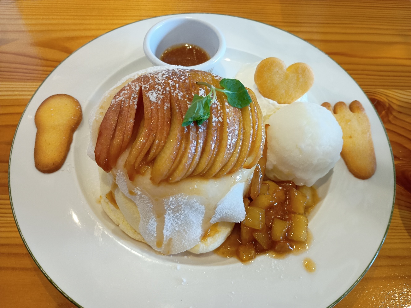 りんごと求肥のパンケーキ